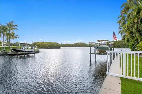 1320 52nd Avenue NE St Petersburg FL 33703
