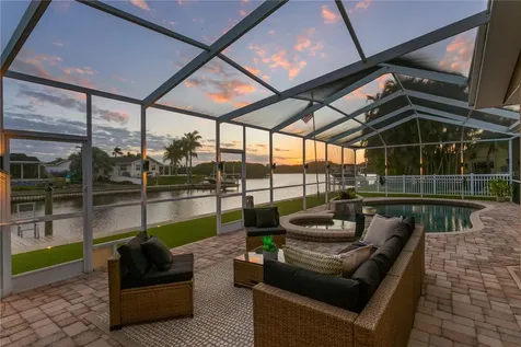 1320 52nd Avenue NE St Petersburg FL 33703