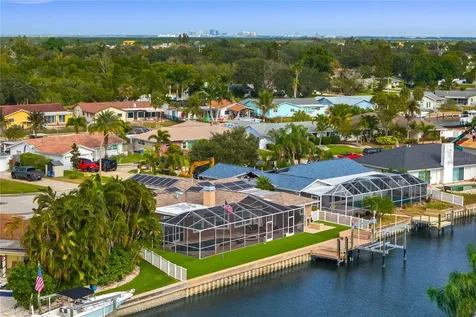 1320 52nd Avenue NE St Petersburg FL 33703