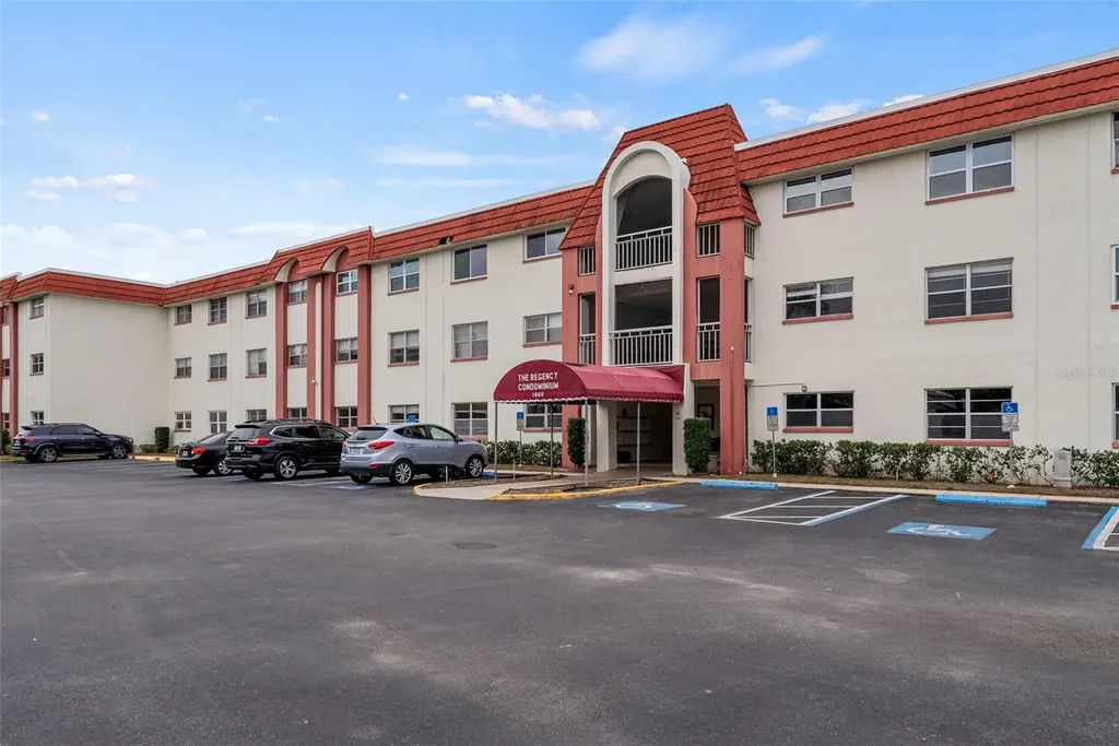 1860 Massachusetts Avenue NE St Petersburg FL 33703