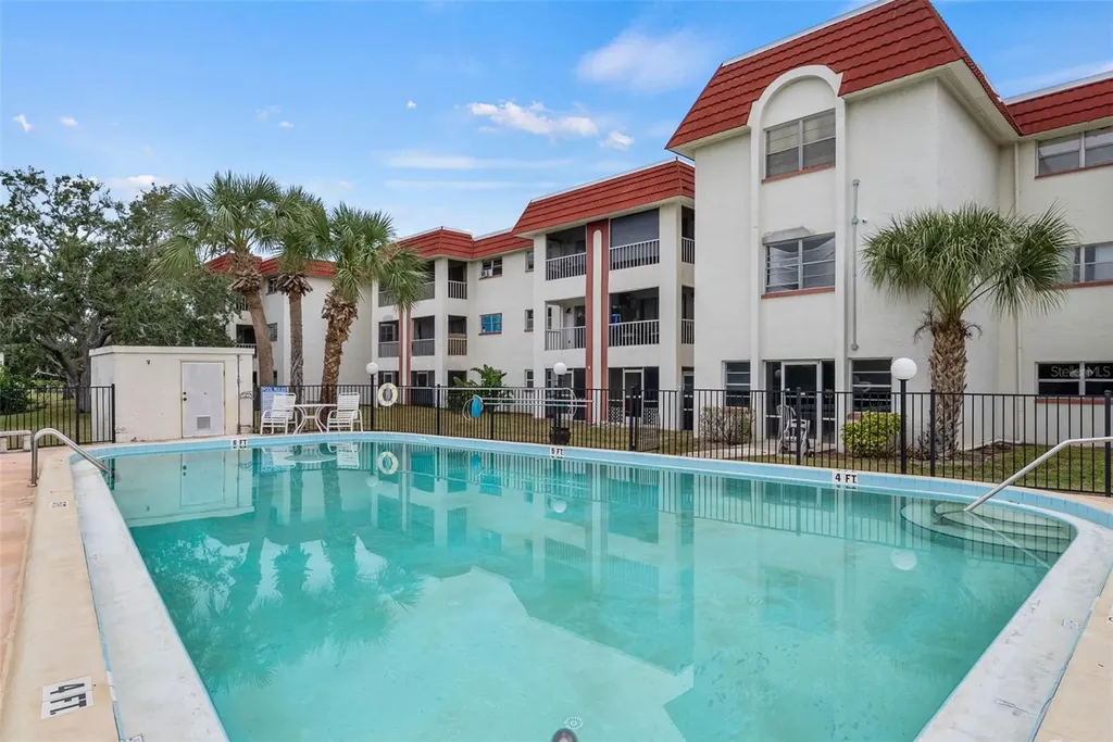 1860 Massachusetts Avenue NE St Petersburg FL 33703