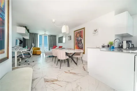 3409 Isla Verde Avenue Carolina PR 00979