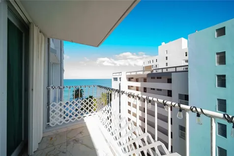 3409 Isla Verde Avenue Carolina PR 00979