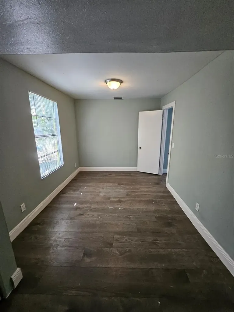 8305 N 13th Street Tampa FL 33604