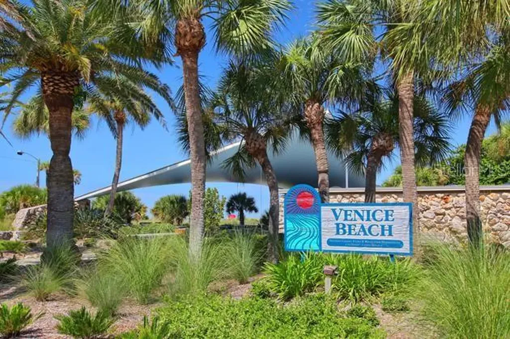 500 The Esplanade N Venice FL 34285