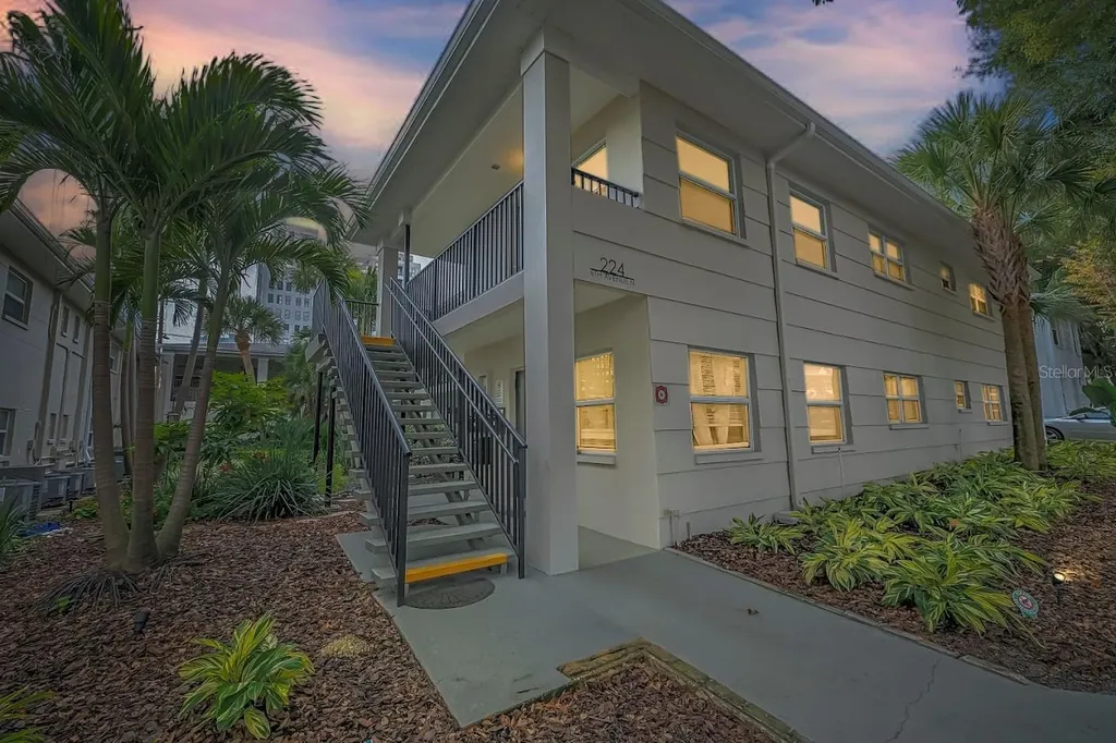 224 6th Avenue N St Petersburg FL 33701