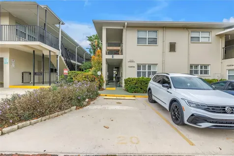 224 6th Avenue N St Petersburg FL 33701