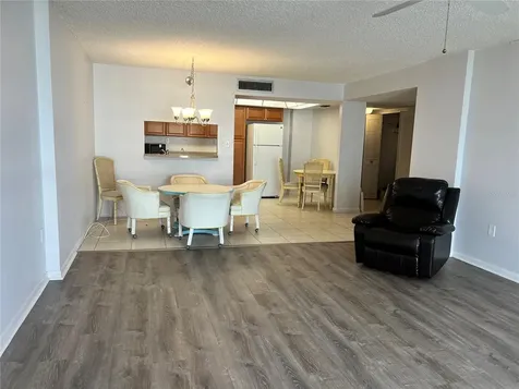 400 Island Way Clearwater FL 33767