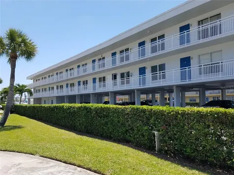 9755 Harrell Avenue Treasure Island FL 33706