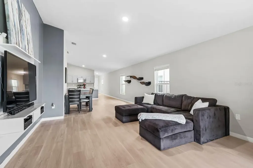 5424 Summer Sunset Drive Apollo Beach FL 33572