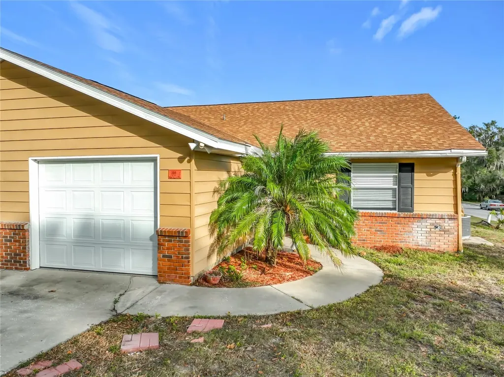 200 Fernwood Street Leesburg FL 34748