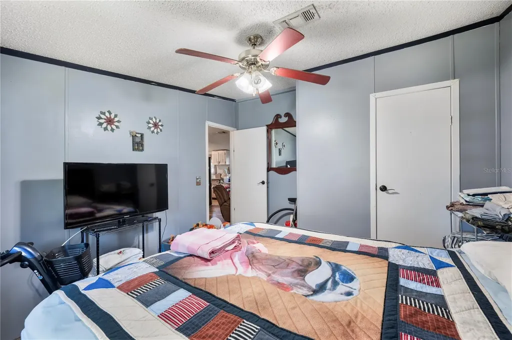 232 W Temple Circle Winter Haven FL 33880