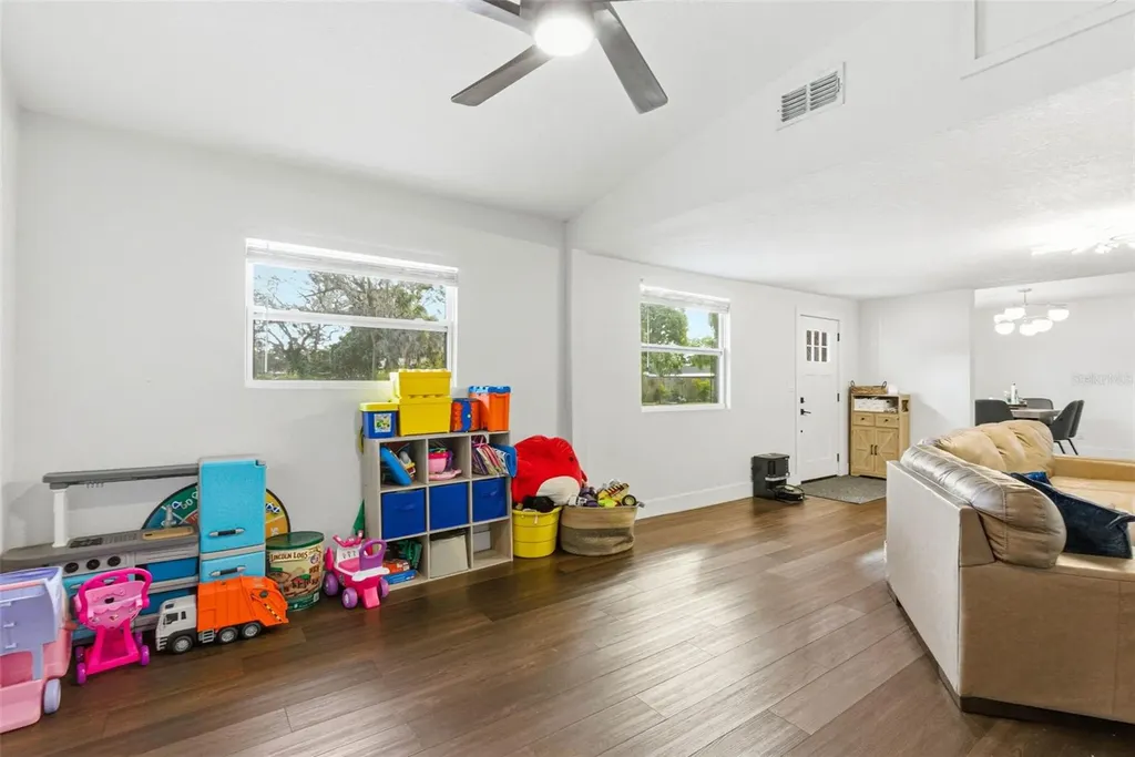 715 53rd Street S Gulfport FL 33707