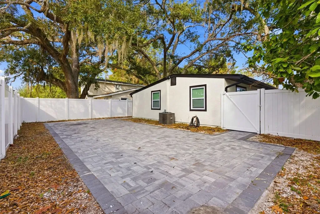 715 53rd Street S Gulfport FL 33707