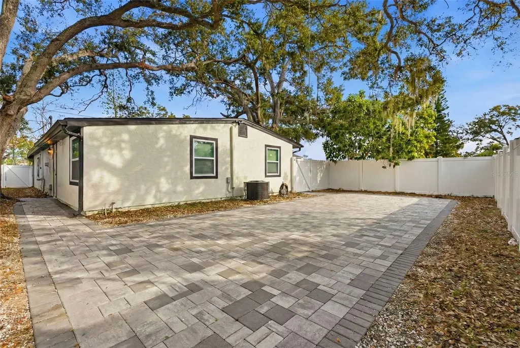 715 53rd Street S Gulfport FL 33707