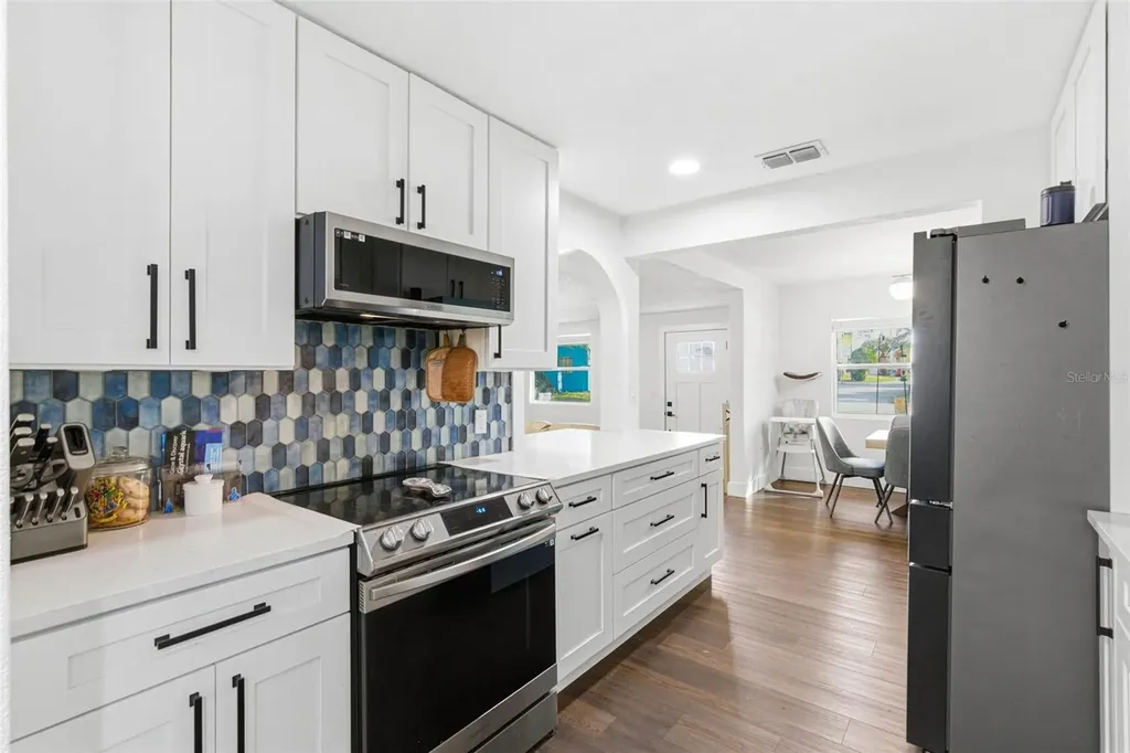 715 53rd Street S Gulfport FL 33707