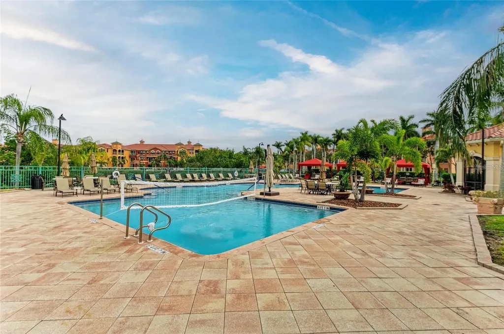 2738 Via Tivoli Clearwater FL 33764