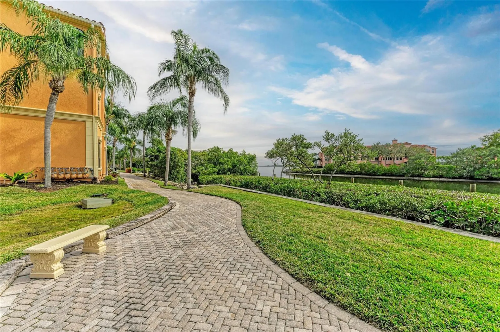 2738 Via Tivoli Clearwater FL 33764