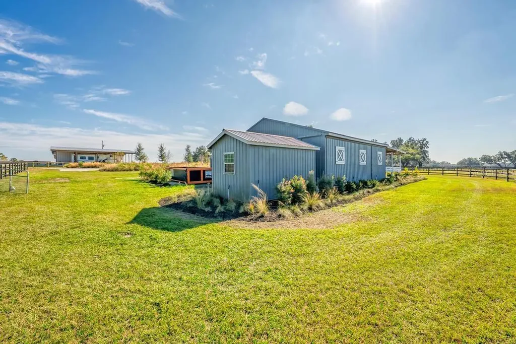 15305 NW 112th Place Road Morriston FL 32668