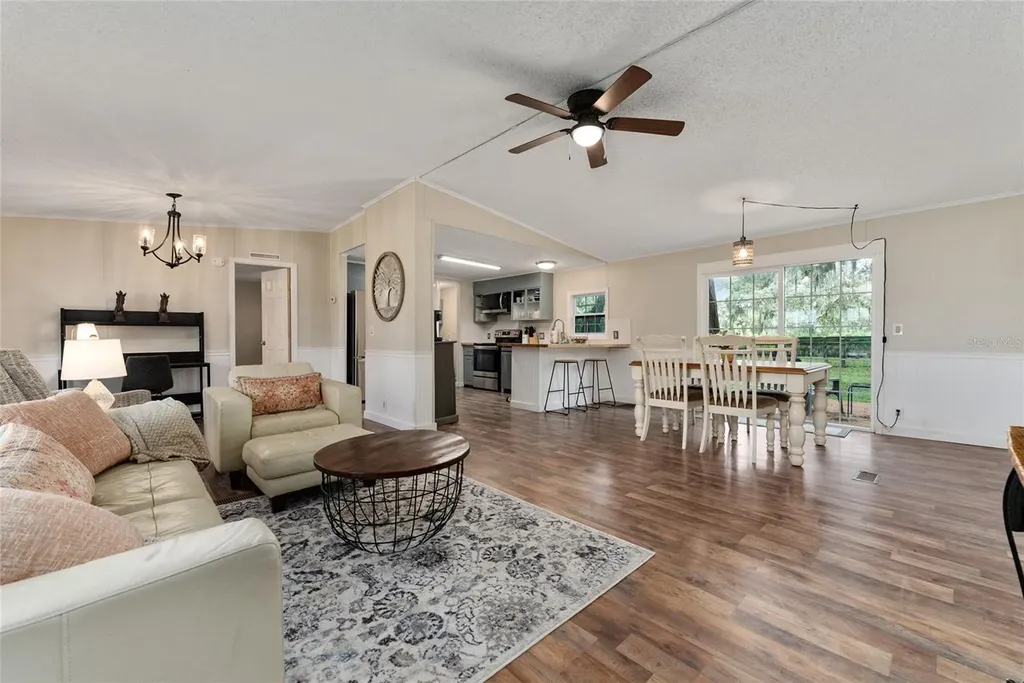 15305 NW 112th Place Road Morriston FL 32668