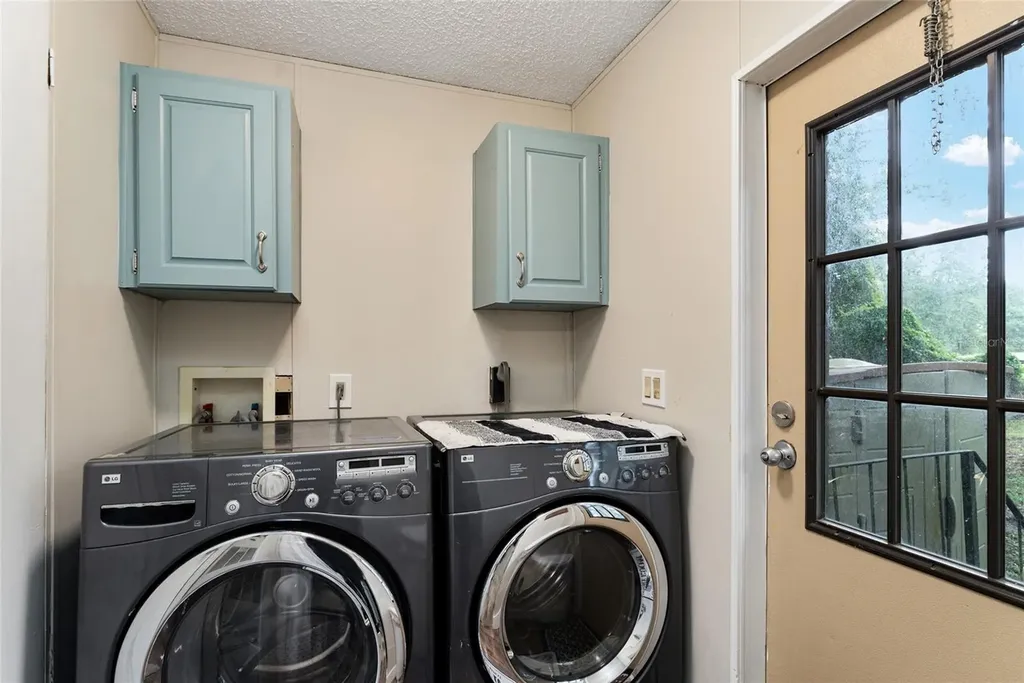 15305 NW 112th Place Road Morriston FL 32668