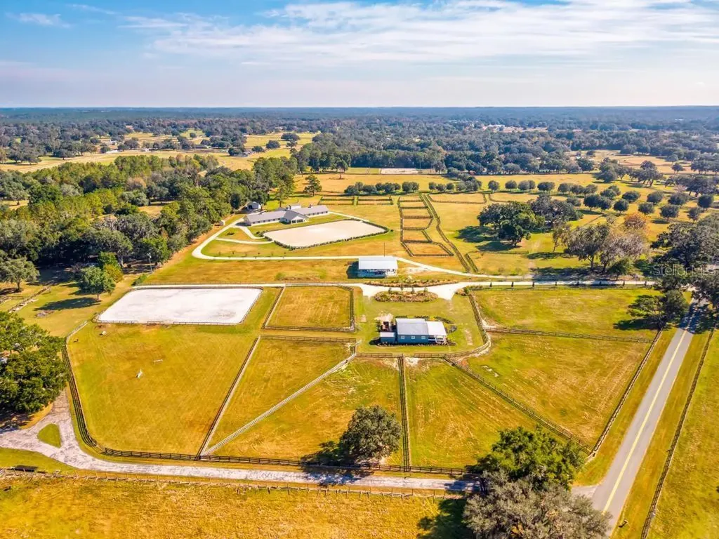 15305 NW 112th Place Road Morriston FL 32668