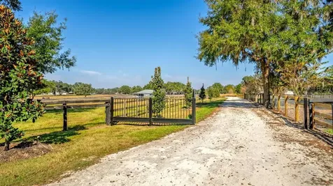 15305 NW 112th Place Road Morriston FL 32668