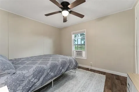 15305 NW 112th Place Road Morriston FL 32668