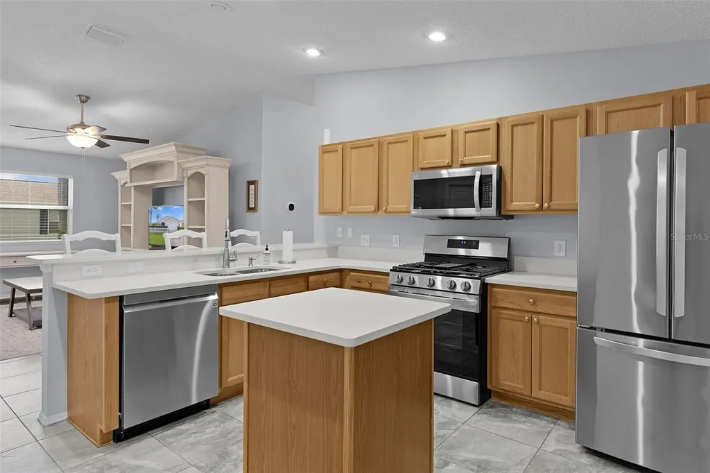 2306 Oak Bend Place The Villages FL 32162