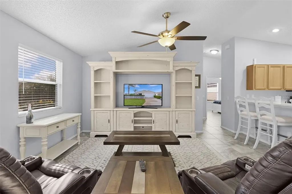 2306 Oak Bend Place The Villages FL 32162