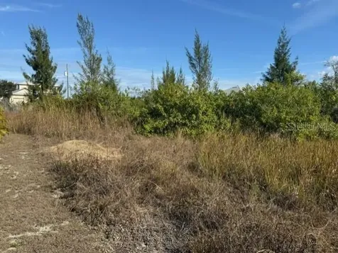 15309 Taurus Circle Port Charlotte FL 33981