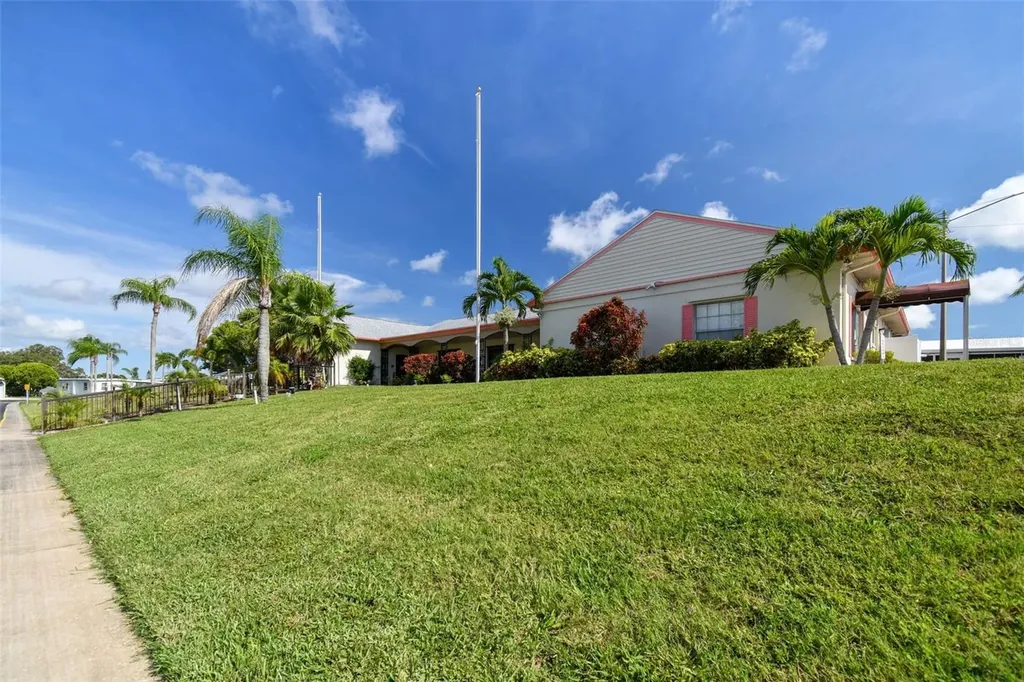 86 Pindo Palm Street W Largo FL 33770