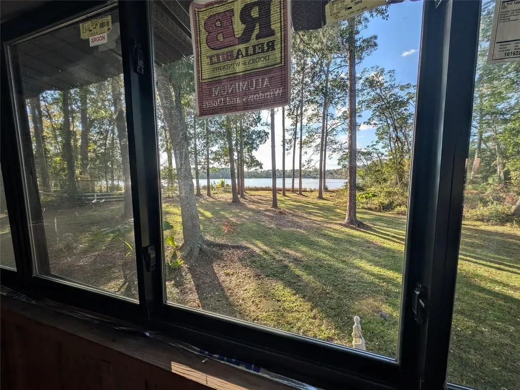 161 Riley Lake Drive Hawthorne FL 32640