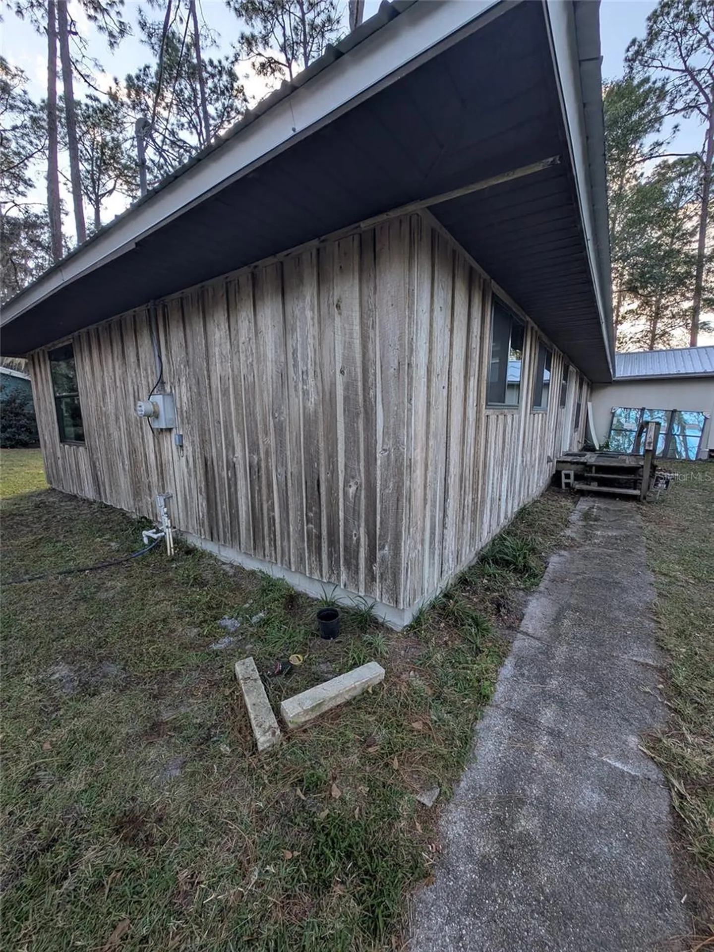 161 Riley Lake Drive Hawthorne FL 32640