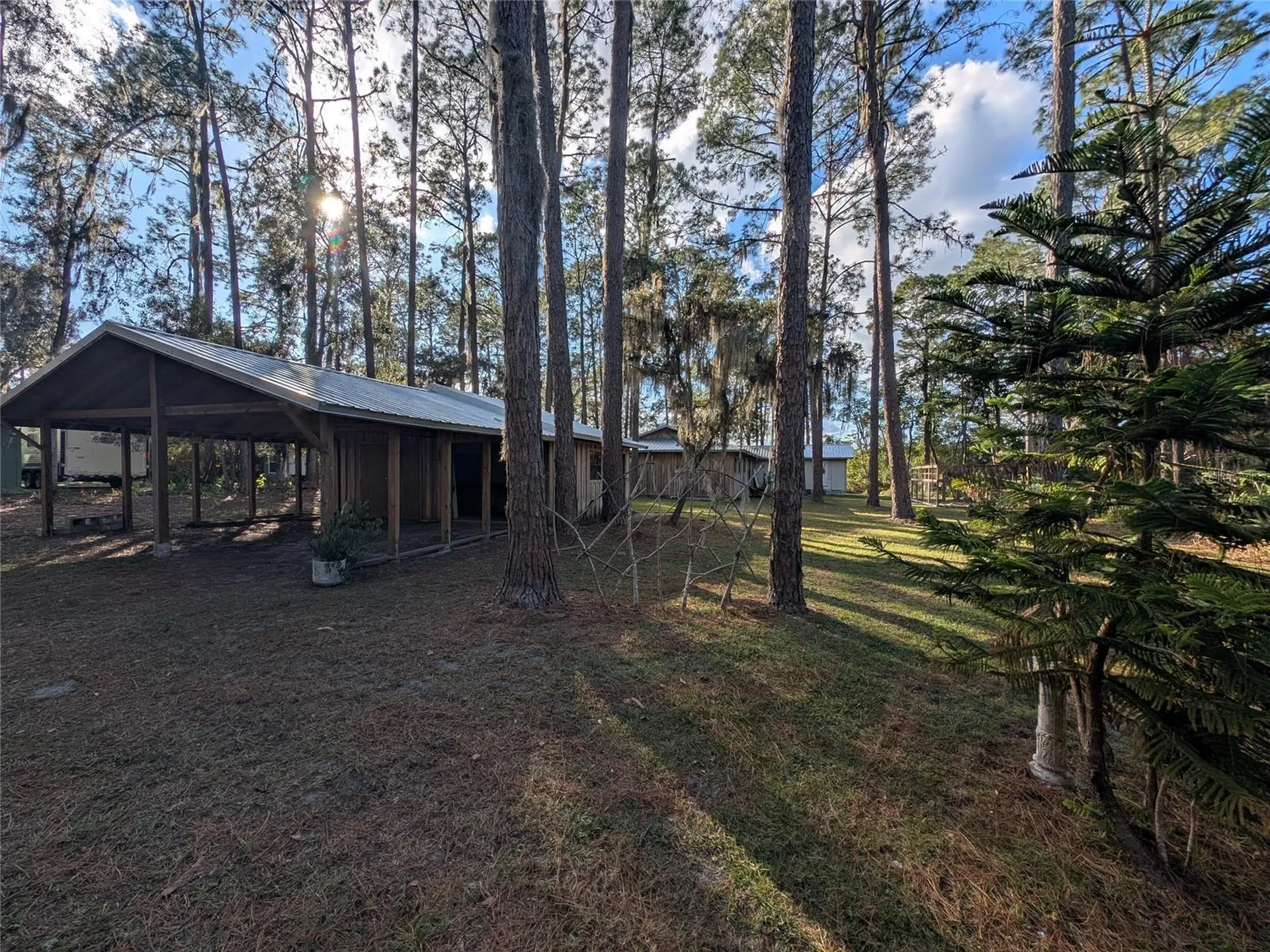 161 Riley Lake Drive Hawthorne FL 32640