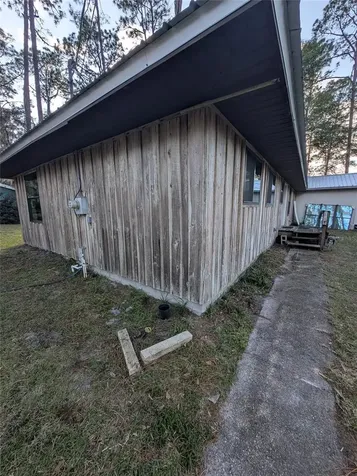 161 Riley Lake Drive Hawthorne FL 32640