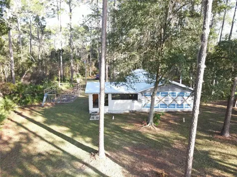 161 Riley Lake Drive Hawthorne FL 32640