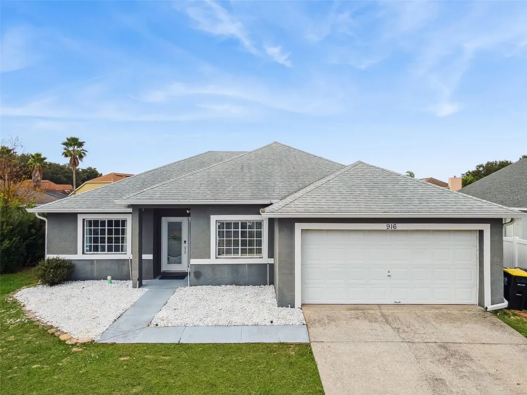 916 Hillcrest Drive Davenport FL 33897