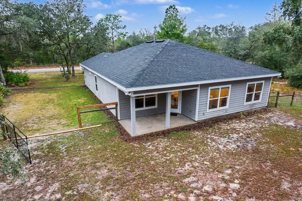8291 NE 118 Terrace Bronson FL 32621