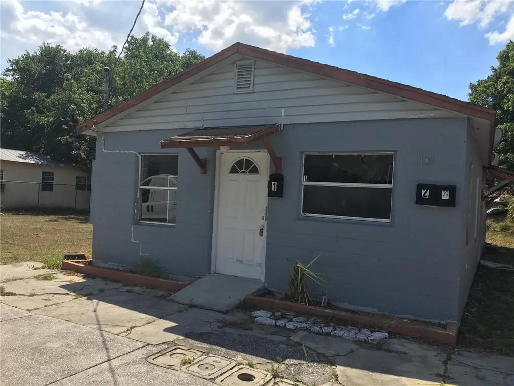 131 B Street Lake Wales FL 33853