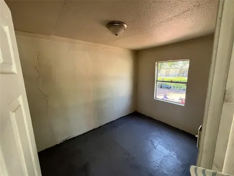 131 B Street Lake Wales FL 33853