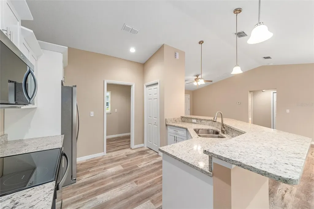 231 Oak Circle Ocala FL 34472