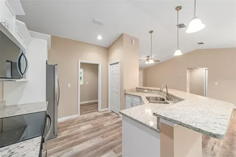 231 Oak Circle Ocala FL 34472