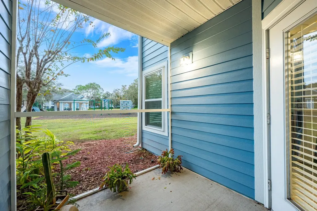 2584 Grassy Point Drive Lake Mary FL 32746