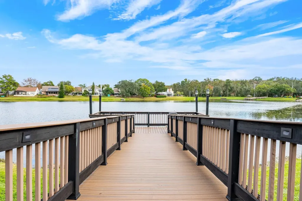 2584 Grassy Point Drive Lake Mary FL 32746