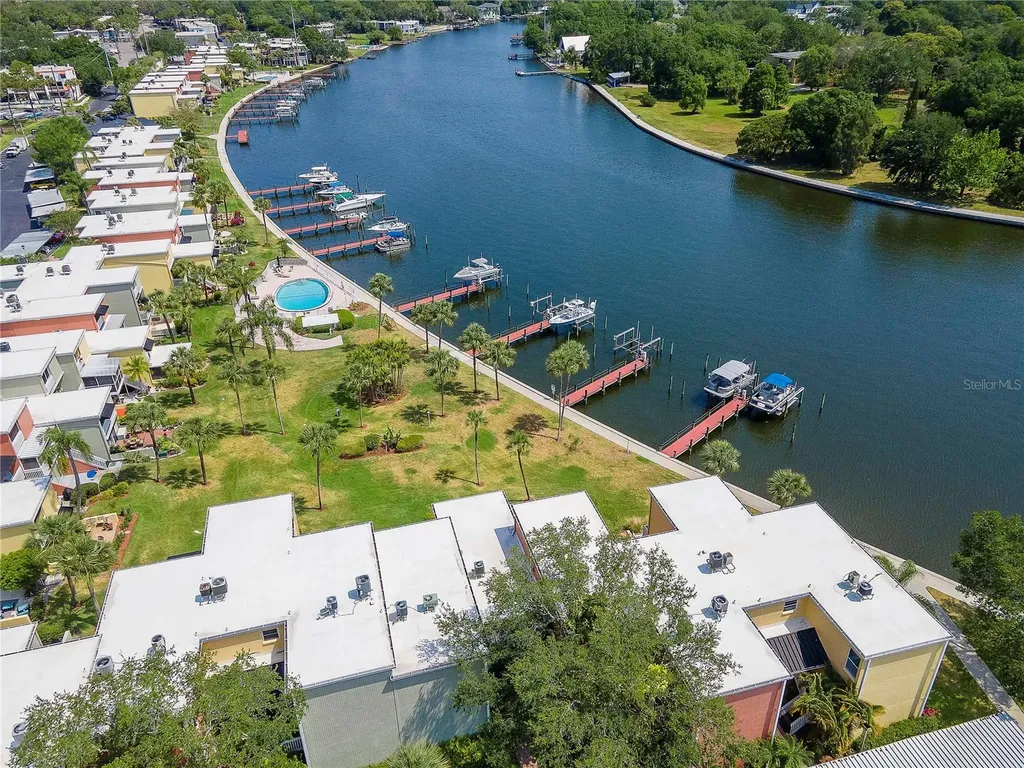 2424 W Tampa Bay Boulevard Tampa FL 33607