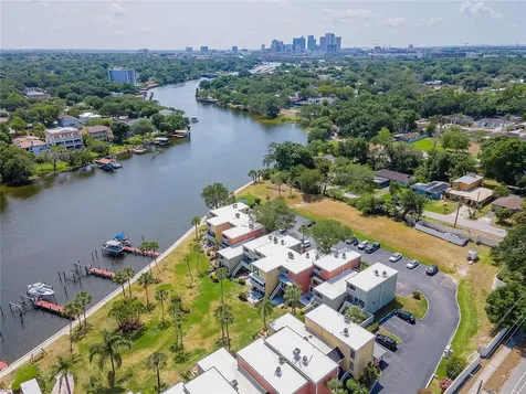 2424 W Tampa Bay Boulevard Tampa FL 33607