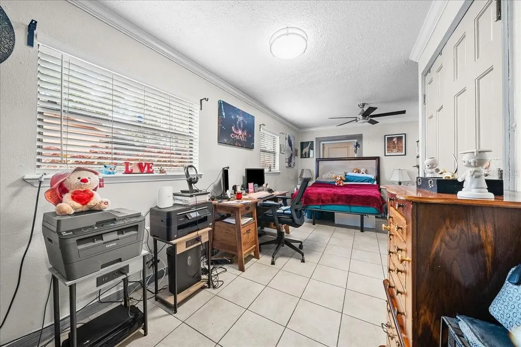 8307 Esperanza Street Orlando FL 32817