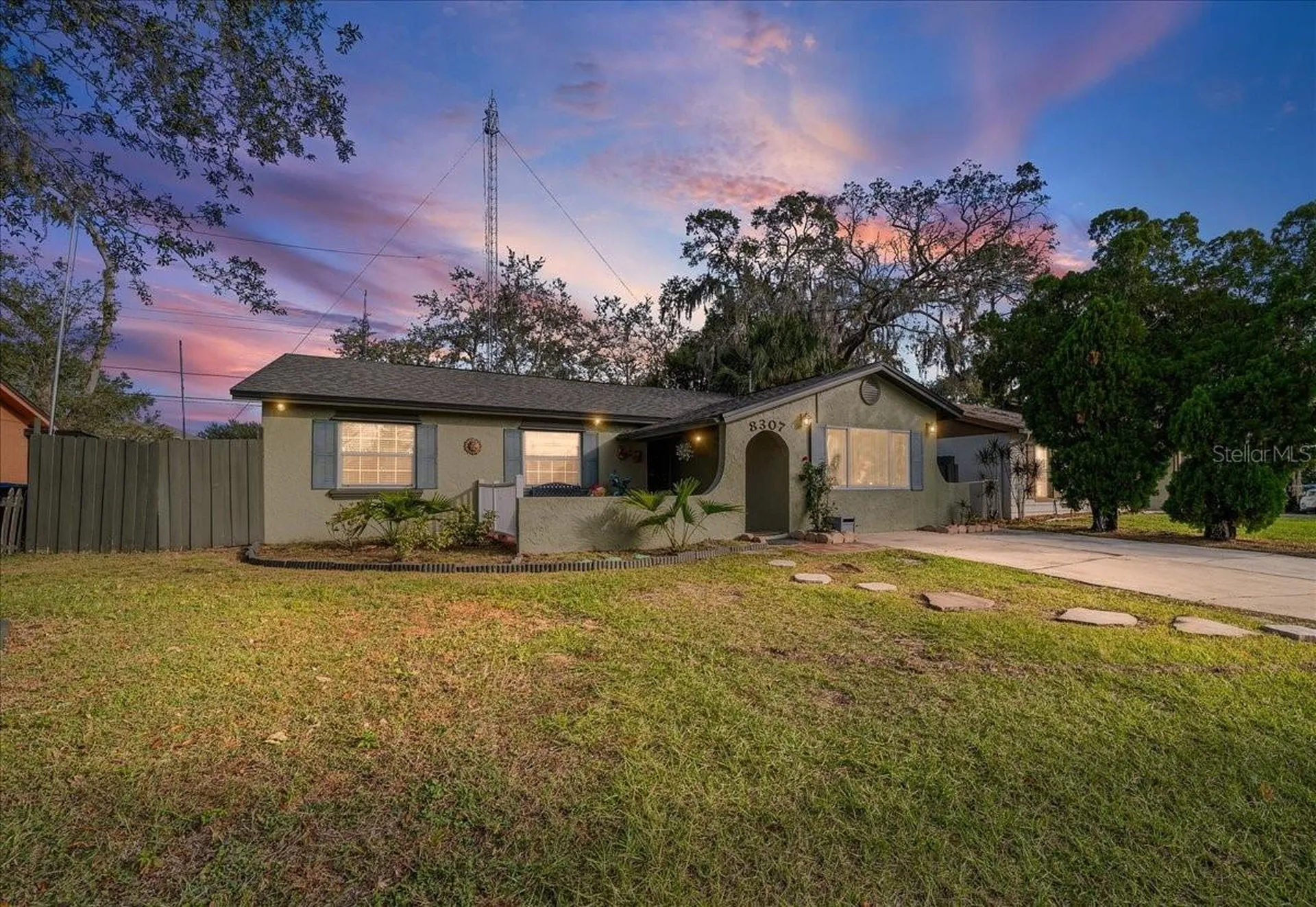 8307 Esperanza Street Orlando FL 32817