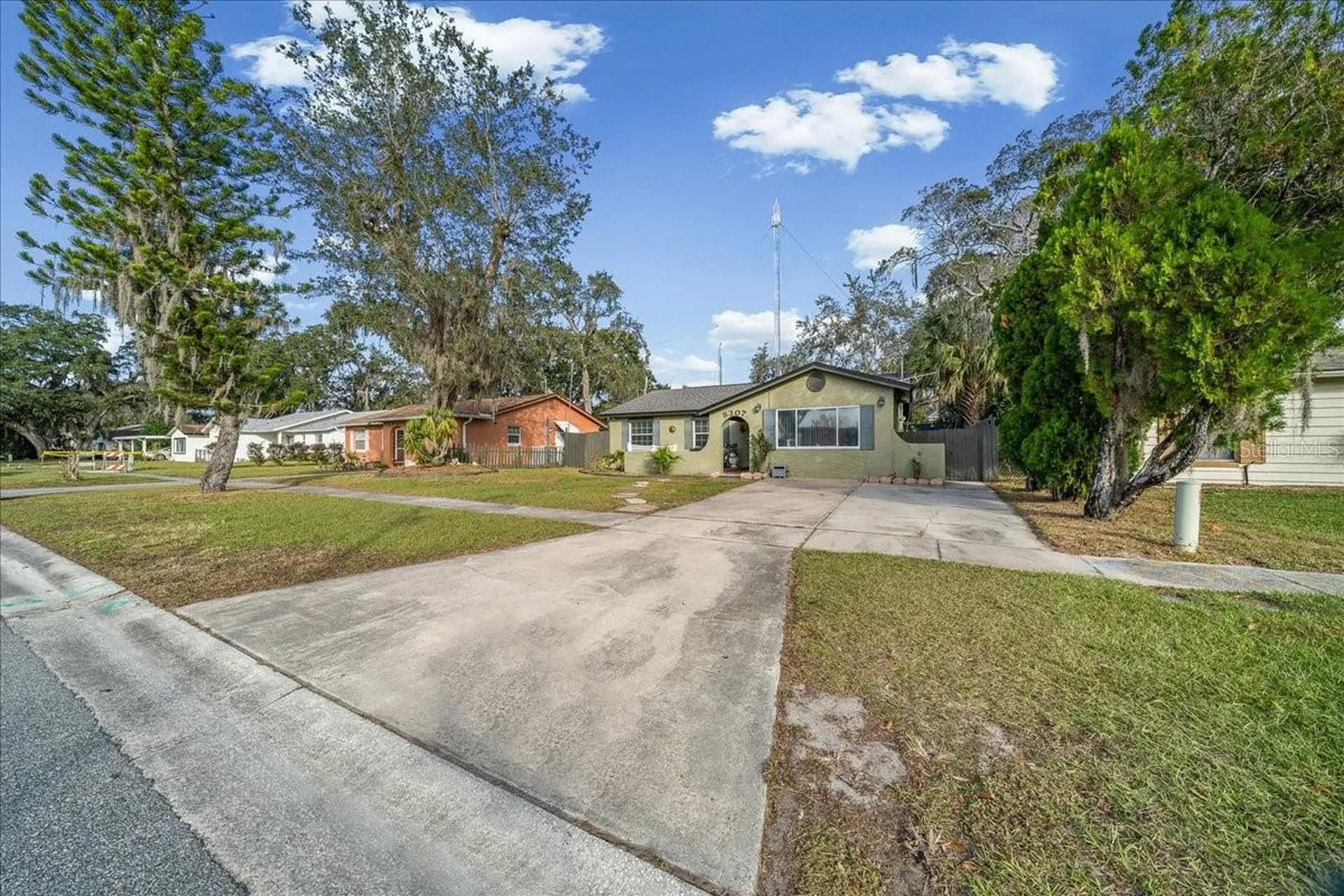 8307 Esperanza Street Orlando FL 32817
